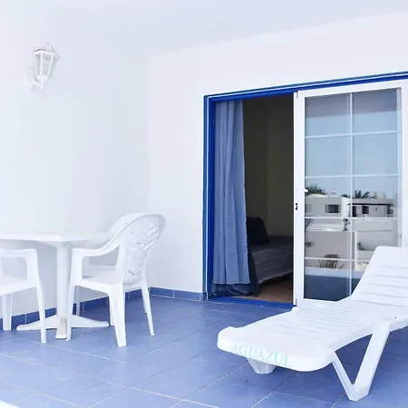 Aguazul 112, 118, 202, 216 *